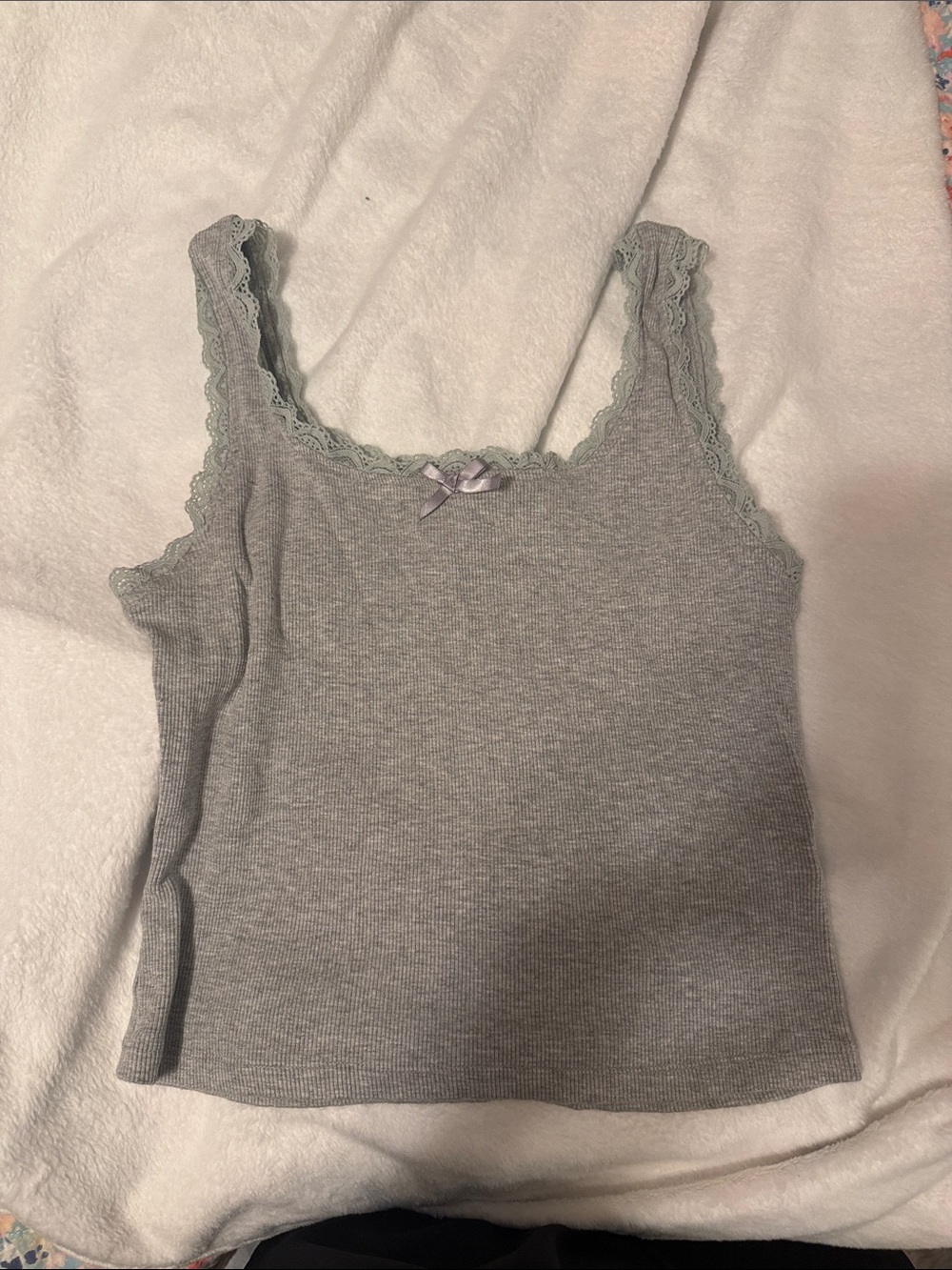 Lace-Trim Ribbed Tank Top - Light Gray